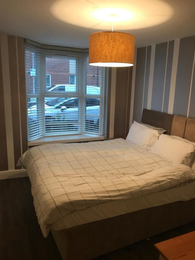 Ground Floor Contemporary 1 Bed Apartment Birmingam Exterior foto
